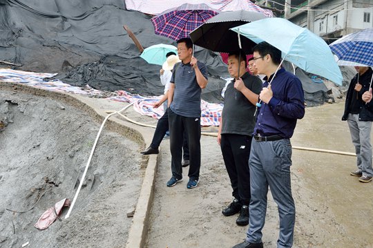 陈延辉带队检查双节期间建筑工地安全生产工作